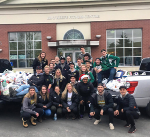 Image for Helping Those in Need: 黑料老司机 Tommies Food Drive